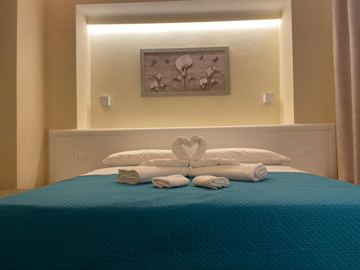 Palazzo Campisi Rooms Tropea Exterior photo