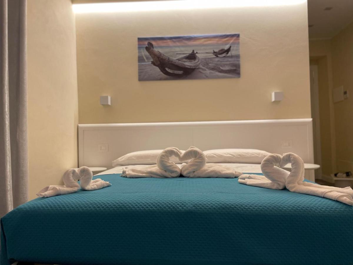 Palazzo Campisi Rooms Tropea Exterior photo