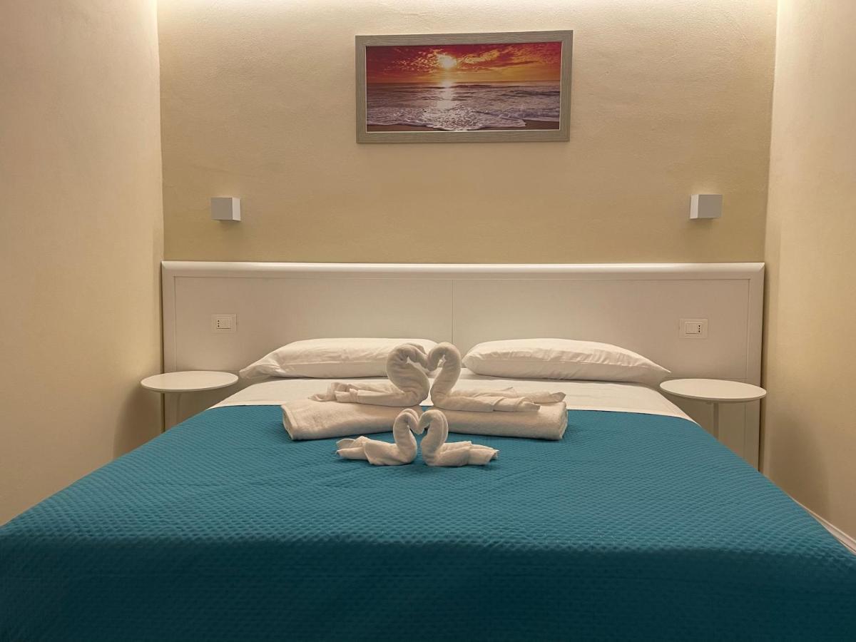 Palazzo Campisi Rooms Tropea Exterior photo