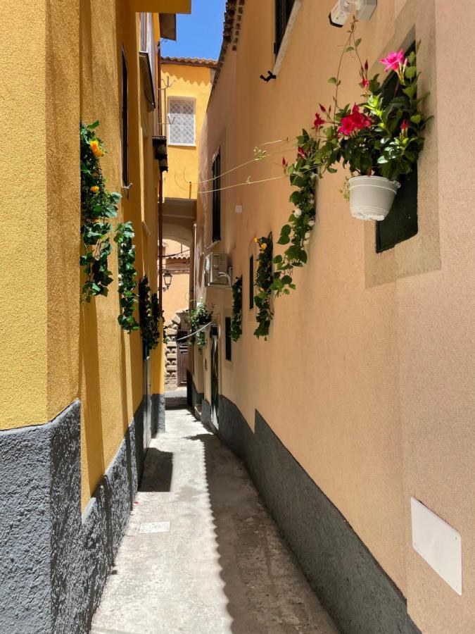 Palazzo Campisi Rooms Tropea Exterior photo