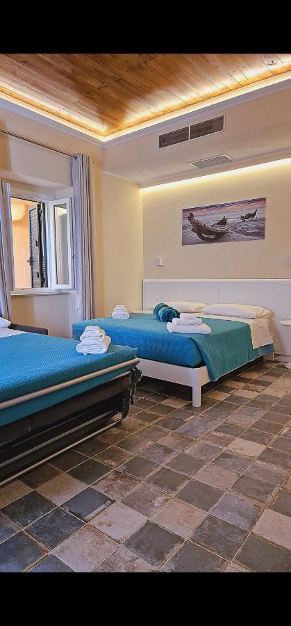 Palazzo Campisi Rooms Tropea Exterior photo