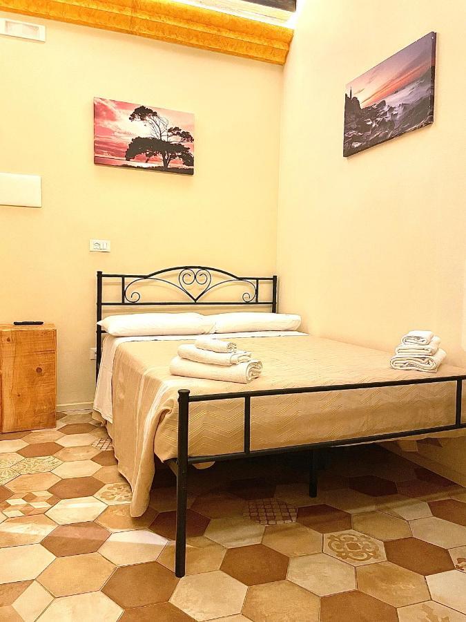 Palazzo Campisi Rooms Tropea Exterior photo