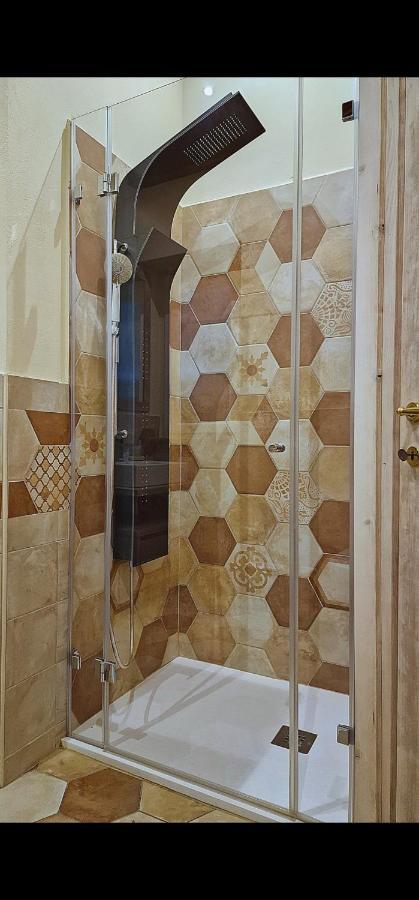 Palazzo Campisi Rooms Tropea Exterior photo