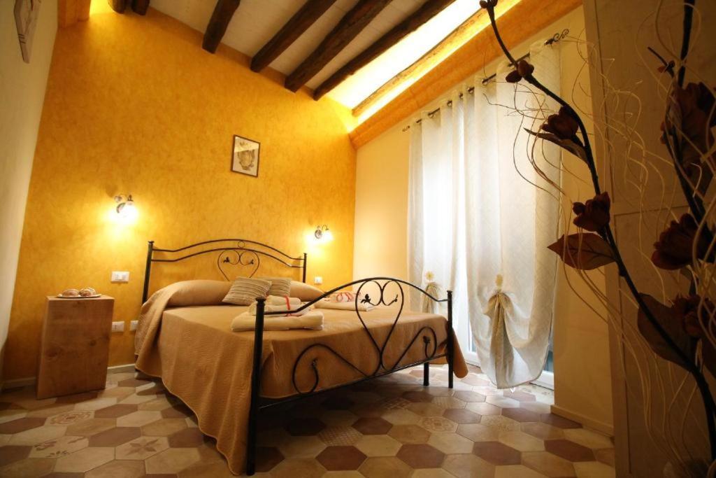 Palazzo Campisi Rooms Tropea Exterior photo